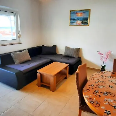 Miroslav Apartmán Krk Town