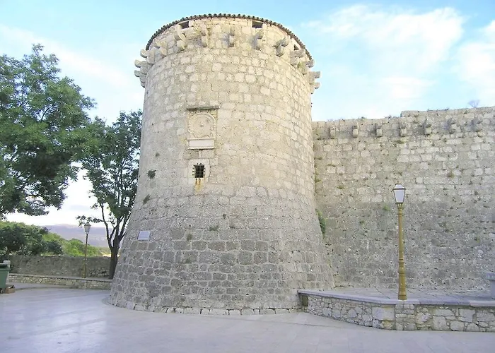 Apartment Miroslav *