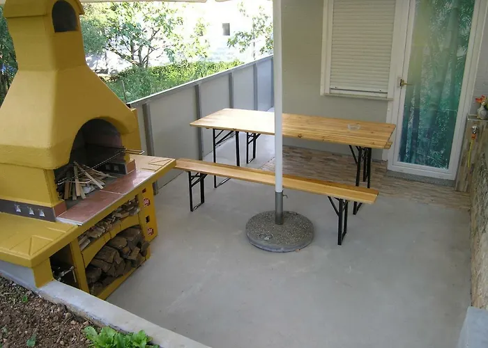 Miroslav Apartment *